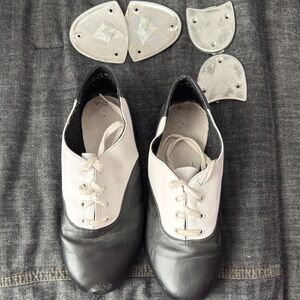 Kid ballet tap shoes Black and White Dance Shoes two sets of taps with screws